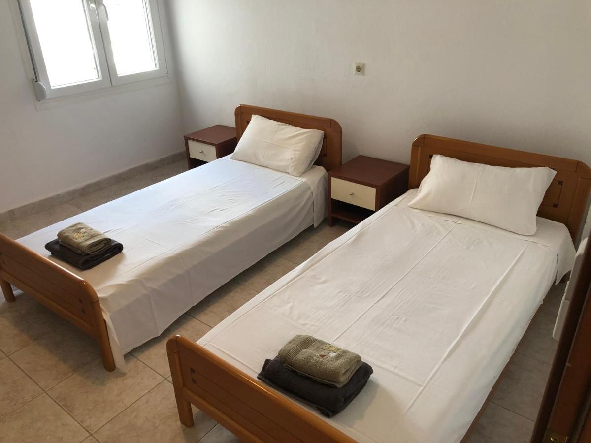Irida Apartments Nea Skioni Exteriér fotografie